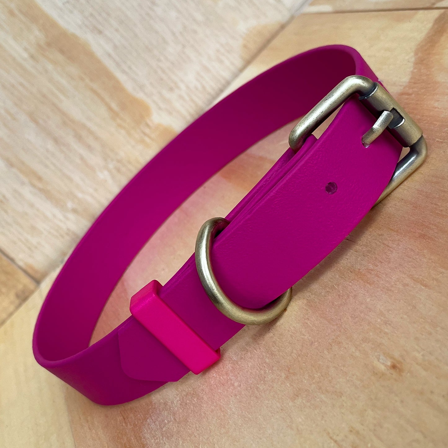 Adjustable collar 1 inch (25 mm) - Magenta